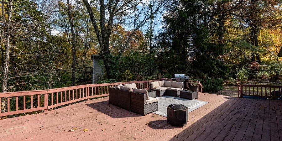 621 S Pleasant Ridge Drive, Bloomington, Indiana 47401,MLS,202604529