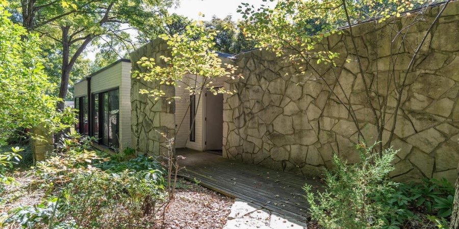 2210 E Woodstock Place, Bloomington, Indiana 47401,MLS,202604558