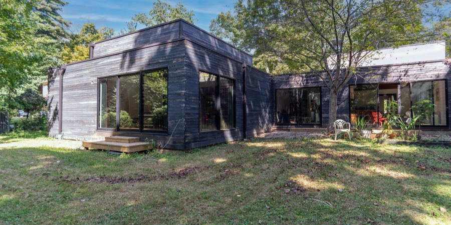 2210 E Woodstock Place, Bloomington, Indiana 47401,MLS,202604558