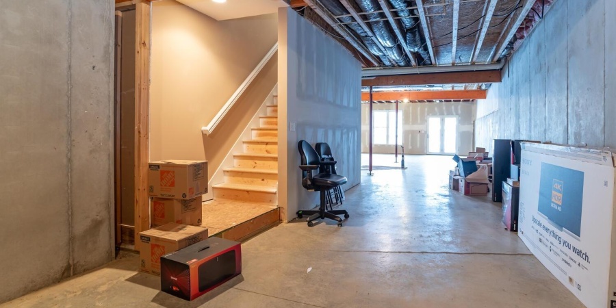 1715 S Springhouse Drive, Bloomington, Indiana 47401,MLS,202604605