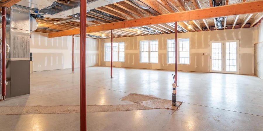 1715 S Springhouse Drive, Bloomington, Indiana 47401,MLS,202604605