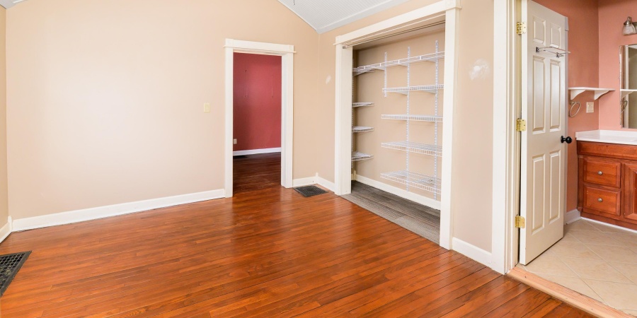 723 W 8th Street, Bloomington, Indiana 47404,MLS,202604673