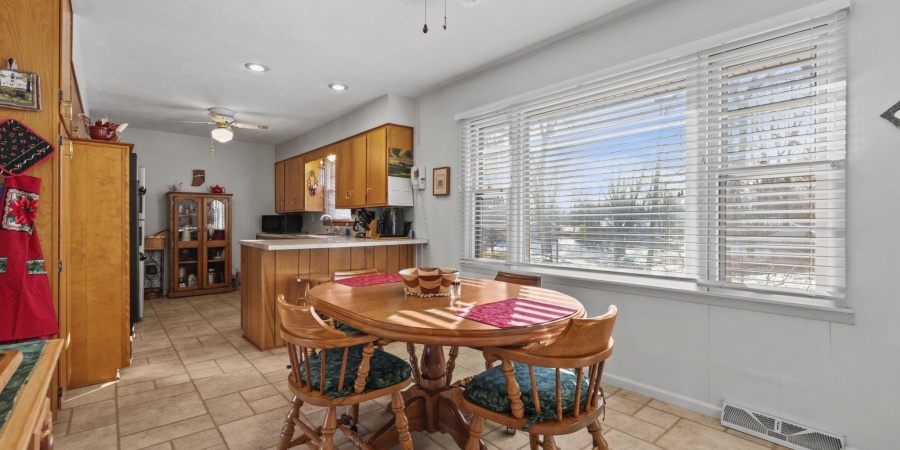 2540 E Eastgate Lane, Bloomington, Indiana 47408,MLS,202604722