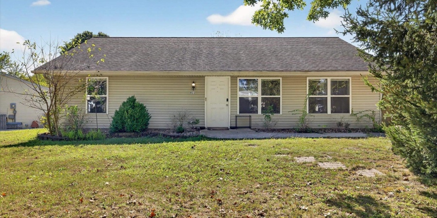 911 W Rca Park Drive, Bloomington, Indiana 47403,MLS,202604750