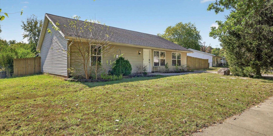 911 W Rca Park Drive, Bloomington, Indiana 47403,MLS,202604750