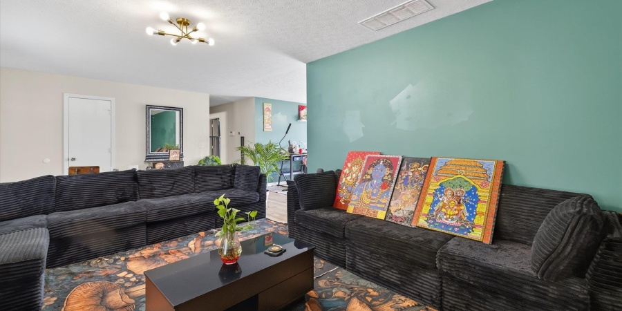 911 W Rca Park Drive, Bloomington, Indiana 47403,MLS,202604750