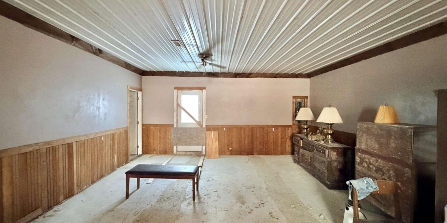 4541 W 1350 S Road, Jasonville, Indiana 47438,MLS,202604769