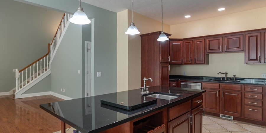 1552 S Andrew Circle, Bloomington, Indiana 47401,MLS,202532829