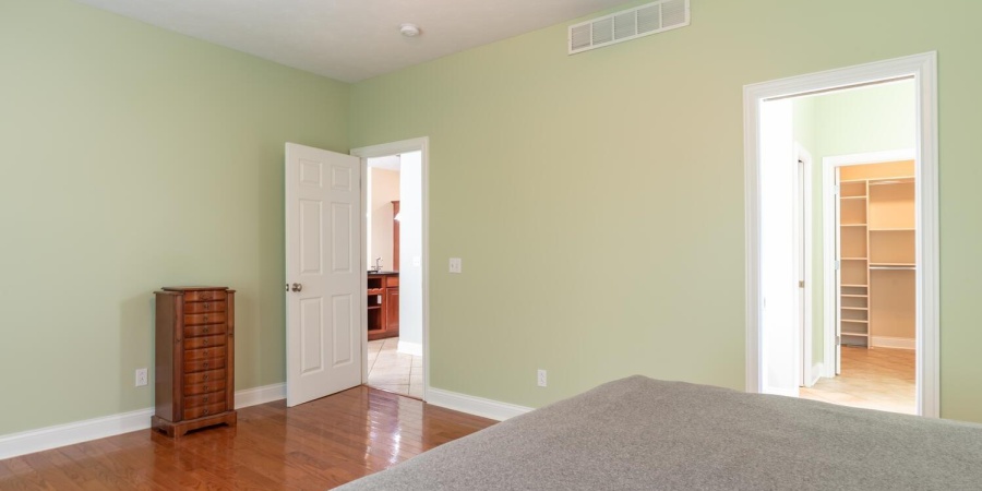 1552 S Andrew Circle, Bloomington, Indiana 47401,MLS,202532829