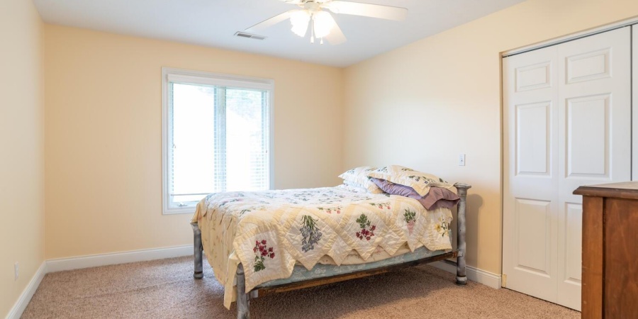 1552 S Andrew Circle, Bloomington, Indiana 47401,MLS,202532829