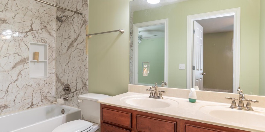 1552 S Andrew Circle, Bloomington, Indiana 47401,MLS,202532829