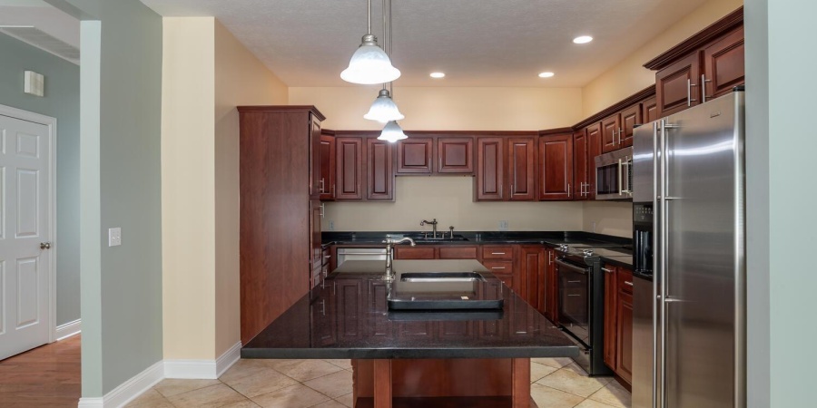 1552 S Andrew Circle, Bloomington, Indiana 47401,MLS,202532829