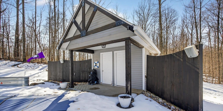 9483 W Fenceline Road, Spencer, Indiana 47460,MLS,202604833