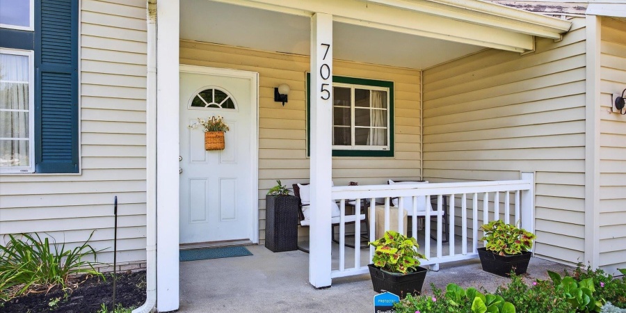 705 N Hanover Glen, Ellettsville, Indiana 47429-1069,MLS,202604891