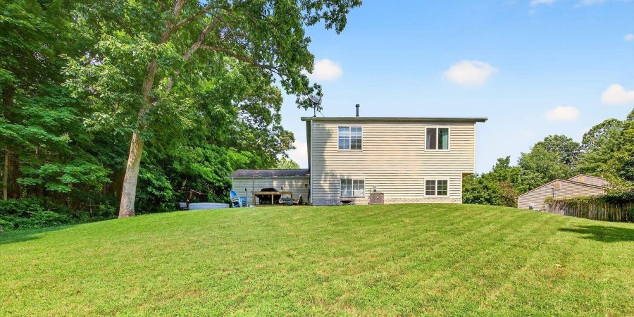 705 N Hanover Glen, Ellettsville, Indiana 47429-1069,MLS,202604891