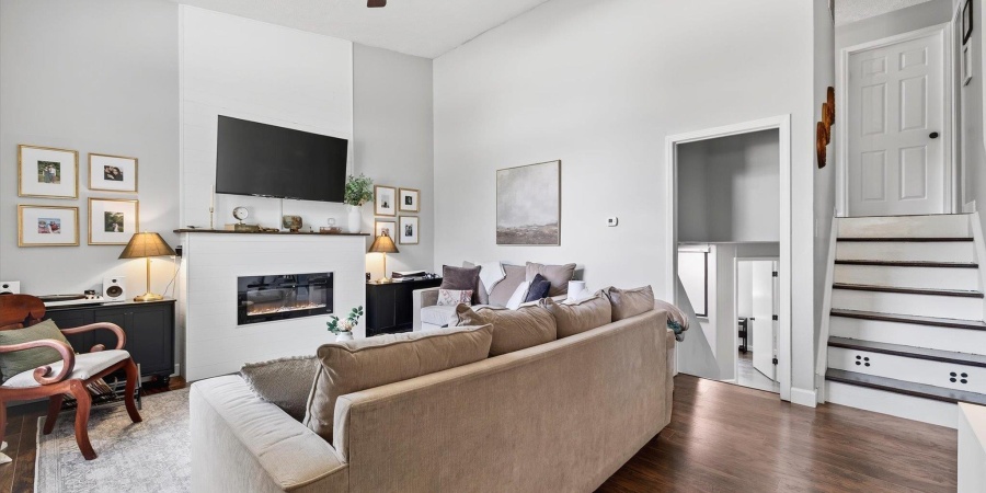 705 N Hanover Glen, Ellettsville, Indiana 47429-1069,MLS,202604891