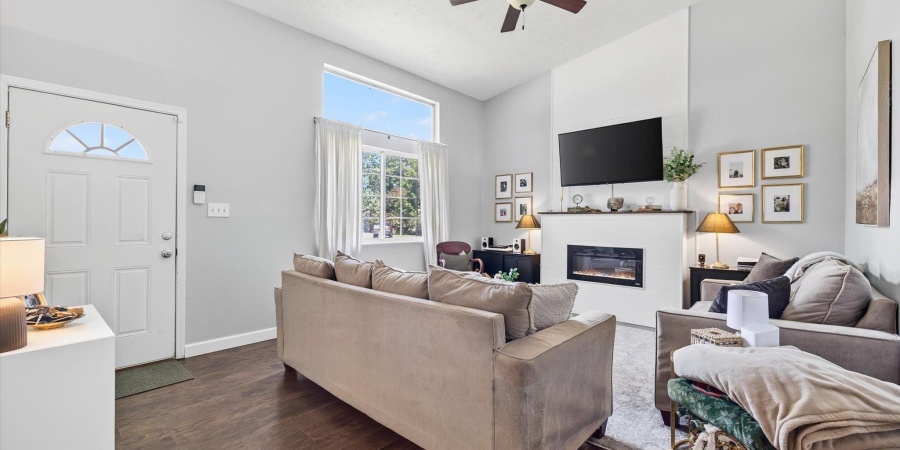 705 N Hanover Glen, Ellettsville, Indiana 47429-1069,MLS,202604891