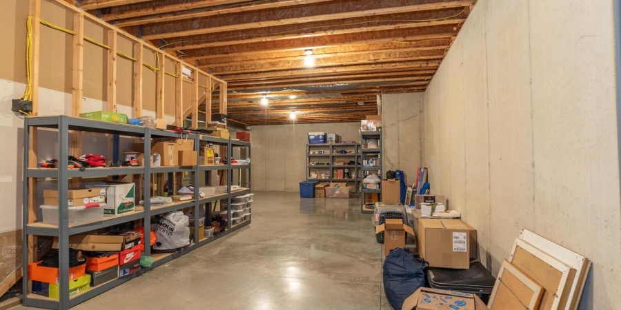 3610 E Bryn Mawr Drive, Bloomington, Indiana 47401-7887,MLS,202604902