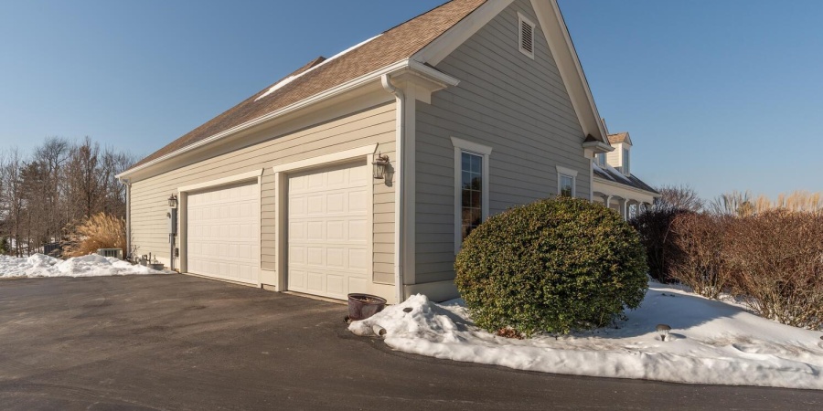 3610 E Bryn Mawr Drive, Bloomington, Indiana 47401-7887,MLS,202604902