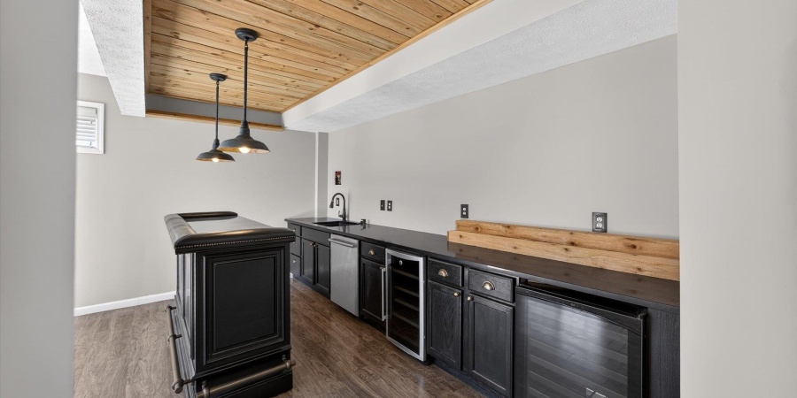 1982 E Cheyanne Lane, Bloomington, Indiana 47401,MLS,202604911