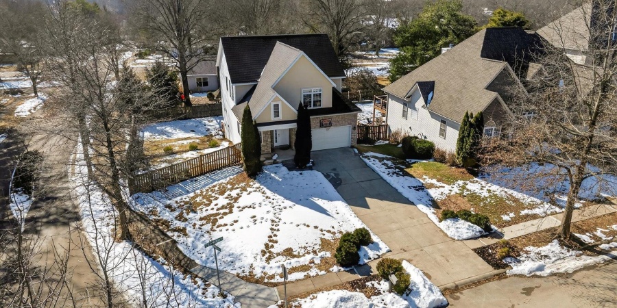 1982 E Cheyanne Lane, Bloomington, Indiana 47401,MLS,202604911