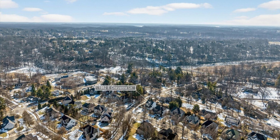 1982 E Cheyanne Lane, Bloomington, Indiana 47401,MLS,202604911