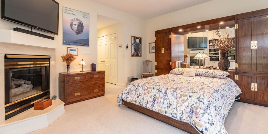 537 E Fawn Ridge Trail, Bloomington, Indiana 47408,MLS,202604927