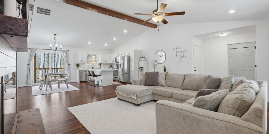 21 Spice Valley Court, Mitchell, Indiana 47446,MLS,202604974