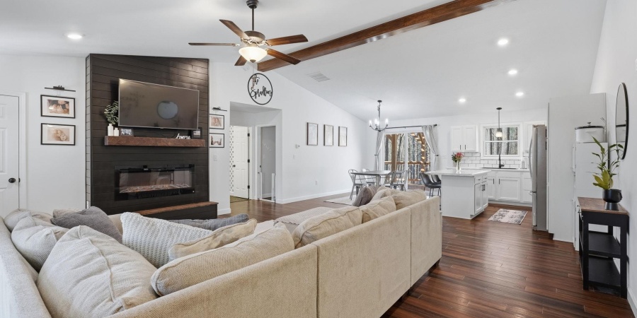 21 Spice Valley Court, Mitchell, Indiana 47446,MLS,202604974