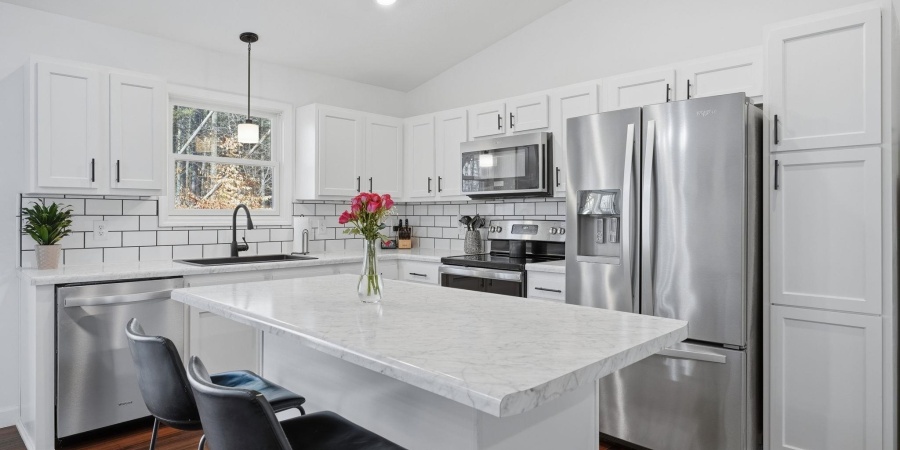 21 Spice Valley Court, Mitchell, Indiana 47446,MLS,202604974