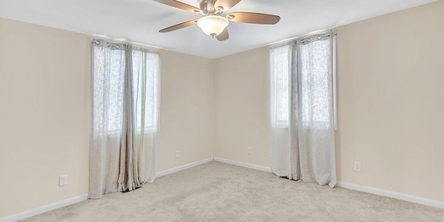 1744 parkview Drive, Bedford, Indiana 47421,MLS,202605023