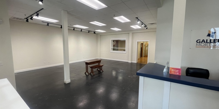 121 E 6th Street, Bloomington, Indiana 47408,MLS,202605096