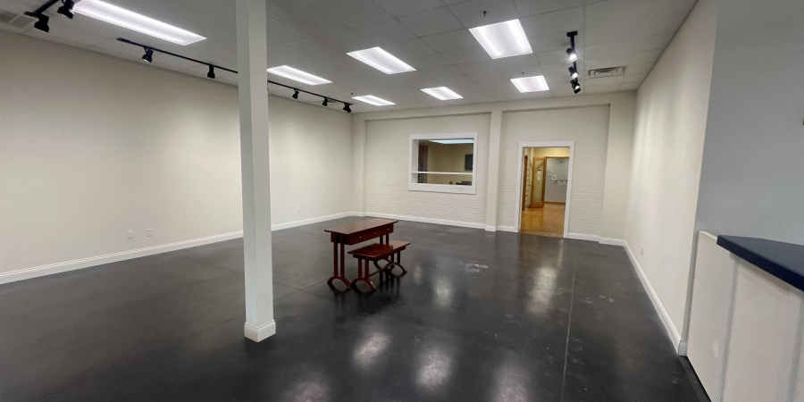 121 E 6th Street, Bloomington, Indiana 47408,MLS,202605096