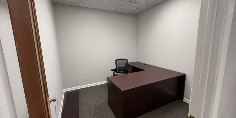 121 E 6th Street, Bloomington, Indiana 47408,MLS,202605096