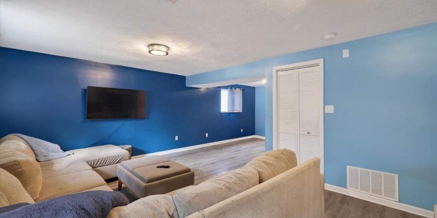 3821 W Woodmere Court, Bloomington, Indiana 47403-4127,MLS,202605200