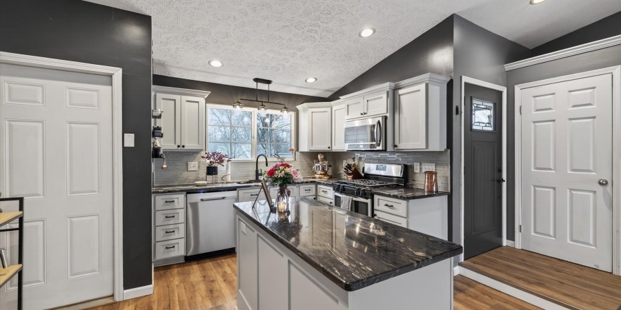 3821 W Woodmere Court, Bloomington, Indiana 47403-4127,MLS,202605200