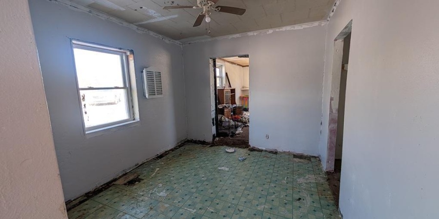 1871 Dixie Highway, Mitchell, Indiana 47446-5237,MLS,202605218