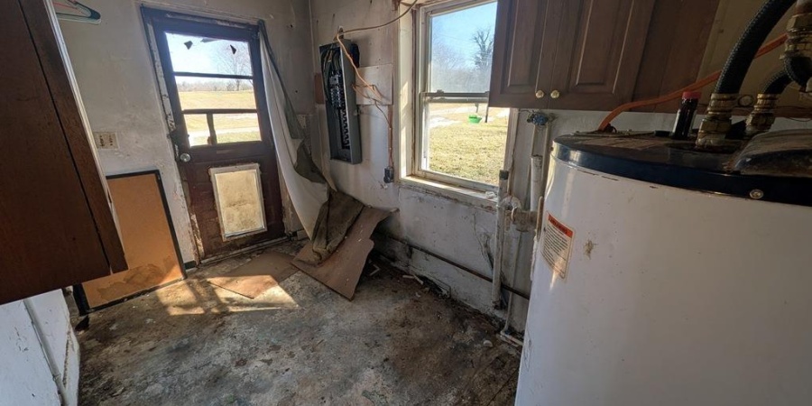 1871 Dixie Highway, Mitchell, Indiana 47446-5237,MLS,202605218