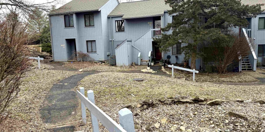 9021 S Pointe Ridge Lane, Bloomington, Indiana 47401,MLS,202605233