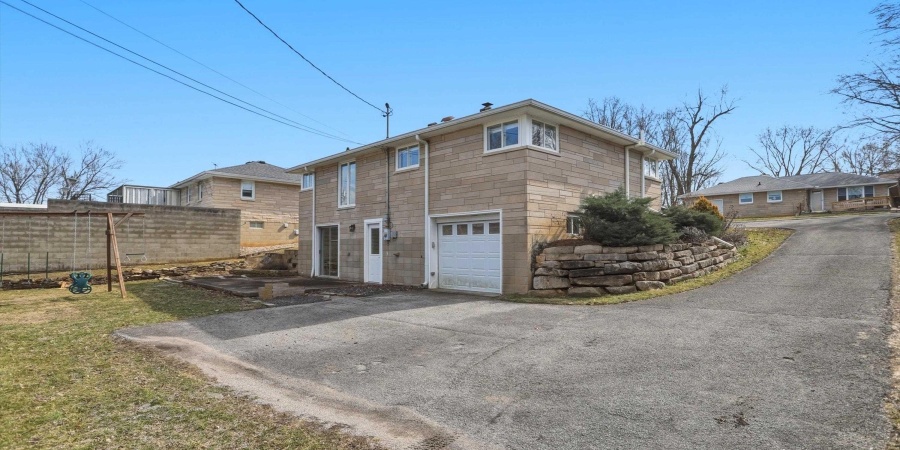 542 W Green Road, Bloomington, Indiana 47403,MLS,202605267