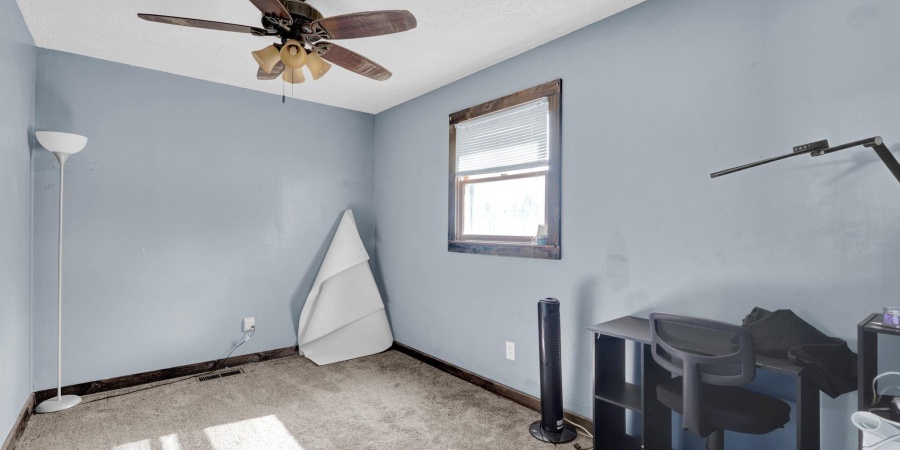 2920 V Street, Bedford, Indiana 47421,MLS,202605299