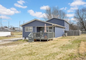 2920 V Street, Bedford, Indiana 47421,MLS,202605299