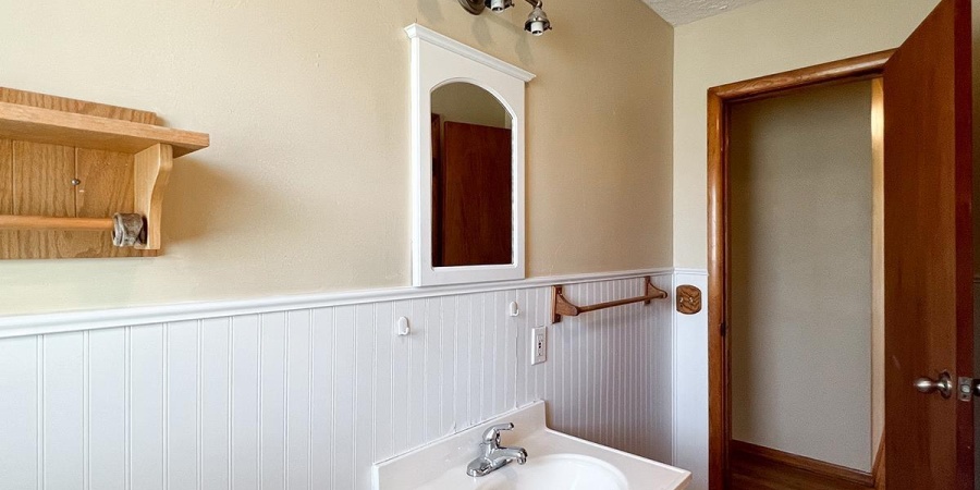 4336 E 10th Street, Bloomington, Indiana 47408,MLS,202605361