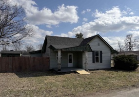 420 Worthington Street, Worthington, Indiana 47471,MLS,202605411