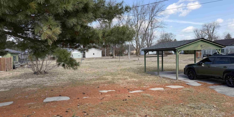 420 Worthington Street, Worthington, Indiana 47471,MLS,202605411