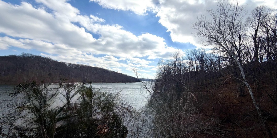 3948 E Eagle Bay Drive, Bloomington, Indiana 47401,MLS,202605434