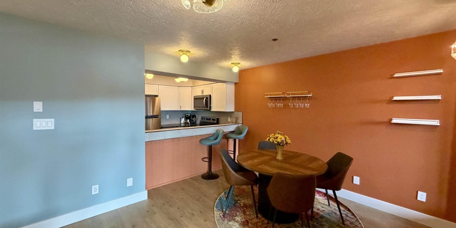 3948 E Eagle Bay Drive, Bloomington, Indiana 47401,MLS,202605434