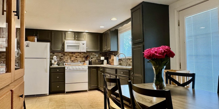 3904 S Sandstone Lane, Bloomington, Indiana 47403,MLS,202605503