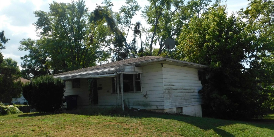 2911 Washington Avenue, Bedford, Indiana 47421-5403,MLS,202602489