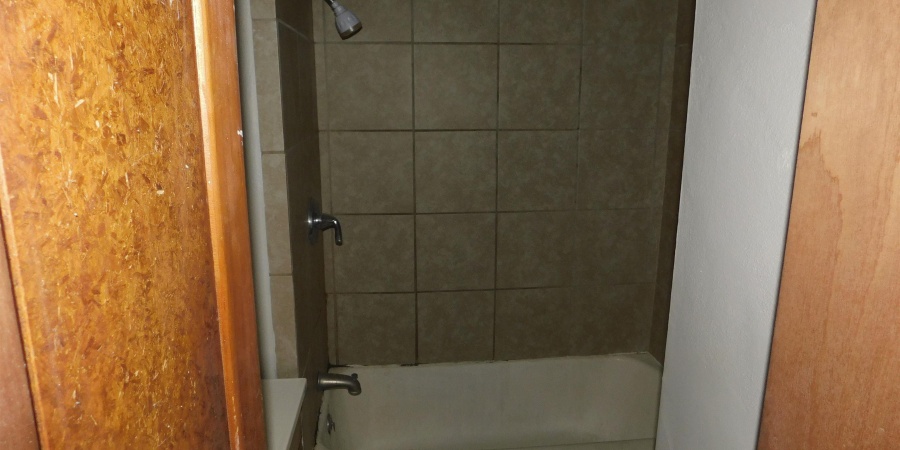 2911 Washington Avenue, Bedford, Indiana 47421-5403,MLS,202602489